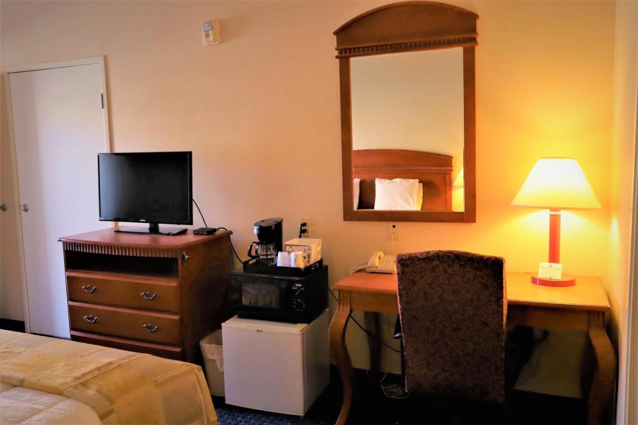 Starlight Inn & Suites Motel 29 Palms Joshua Tree National Park Туентинайн Палмс Екстериор снимка