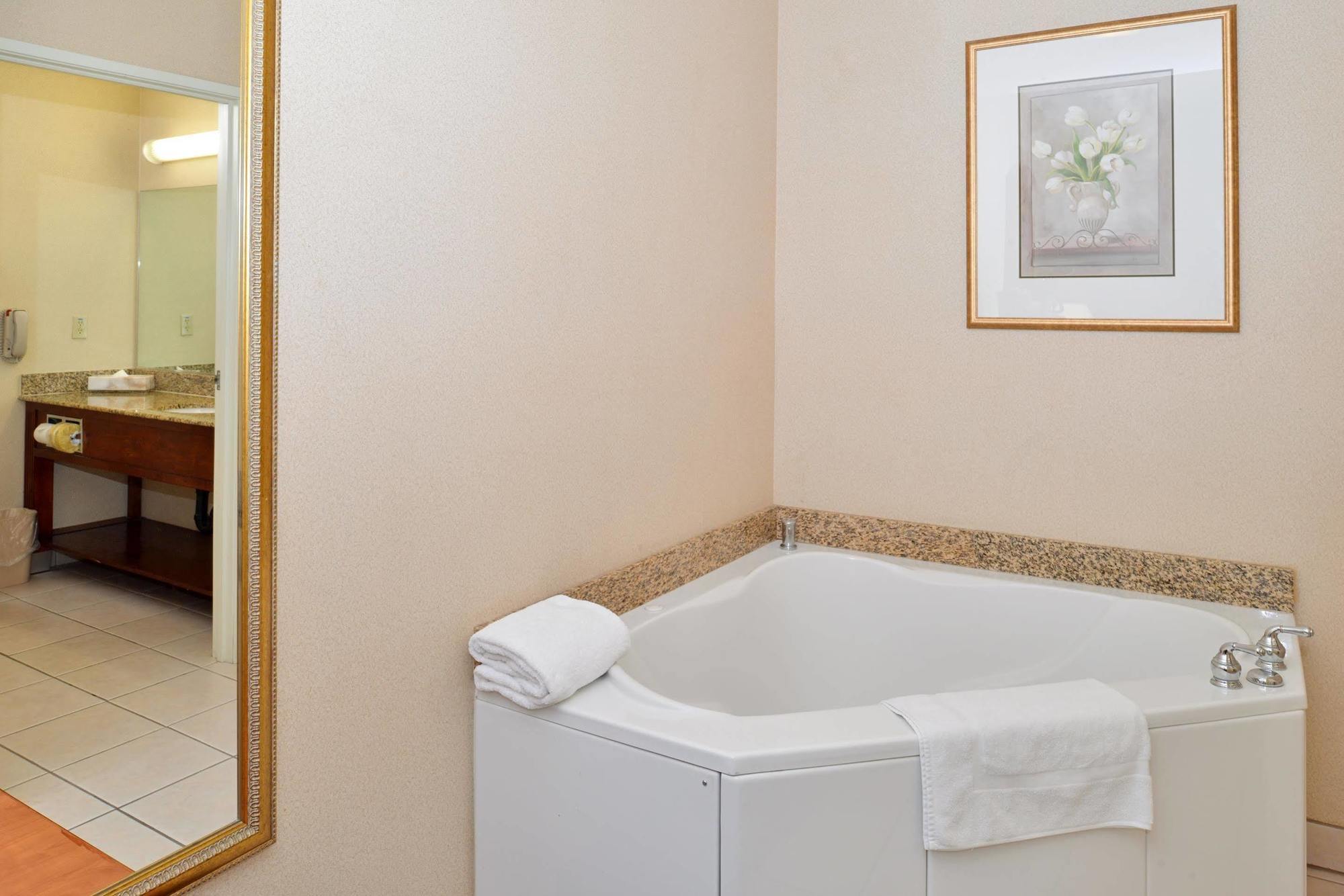 Starlight Inn & Suites Motel 29 Palms Joshua Tree National Park Туентинайн Палмс Екстериор снимка