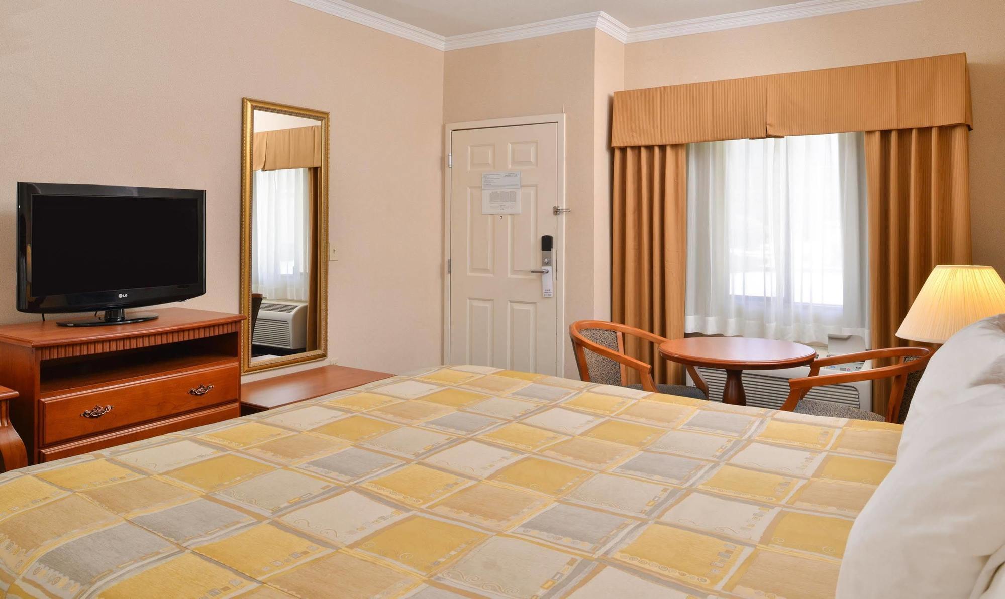 Starlight Inn & Suites Motel 29 Palms Joshua Tree National Park Туентинайн Палмс Екстериор снимка